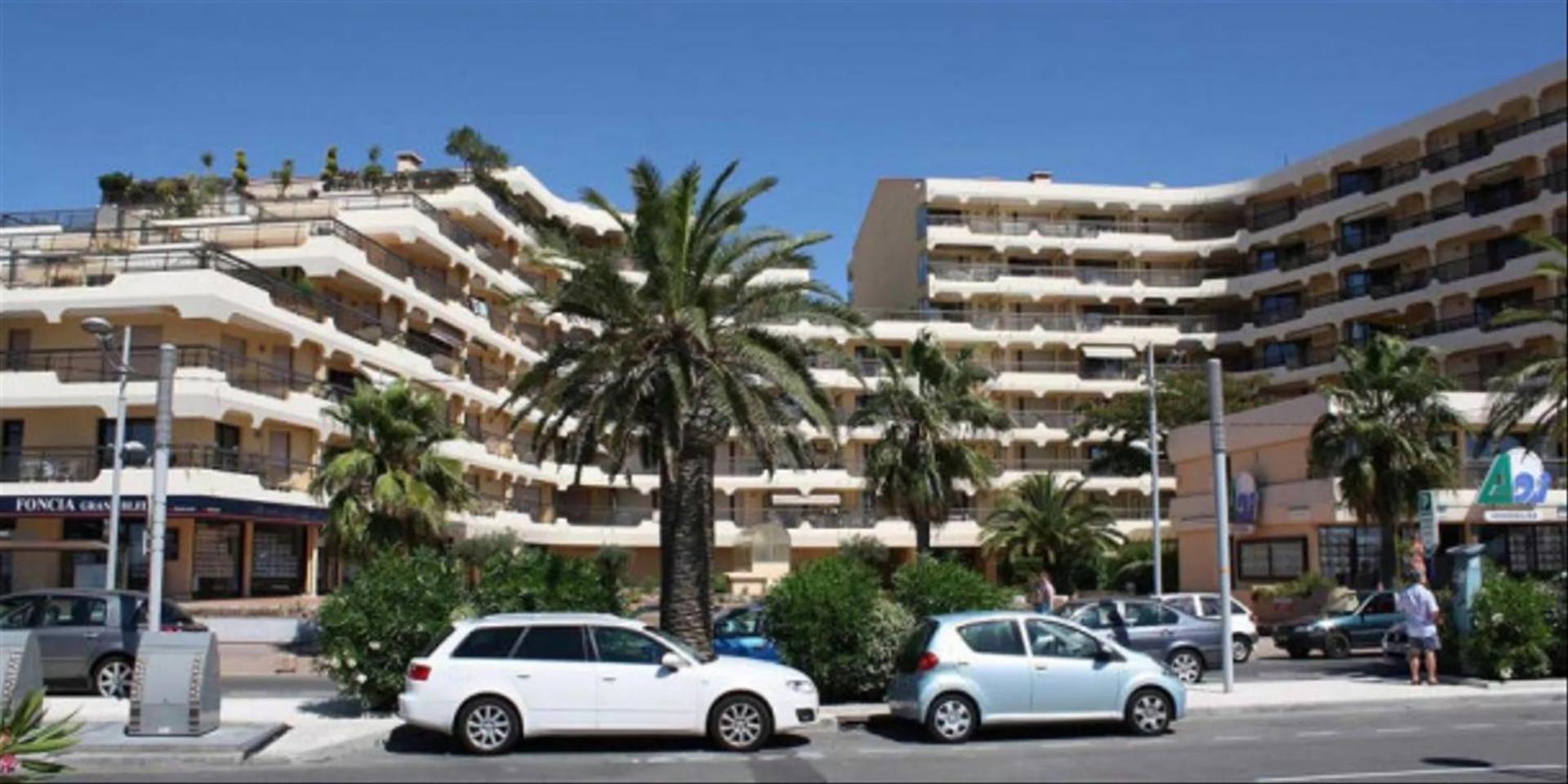 Appartement En Front De